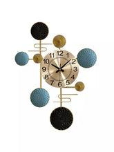 Load image into Gallery viewer, Modern Creative Golden Metal Wall Clock
