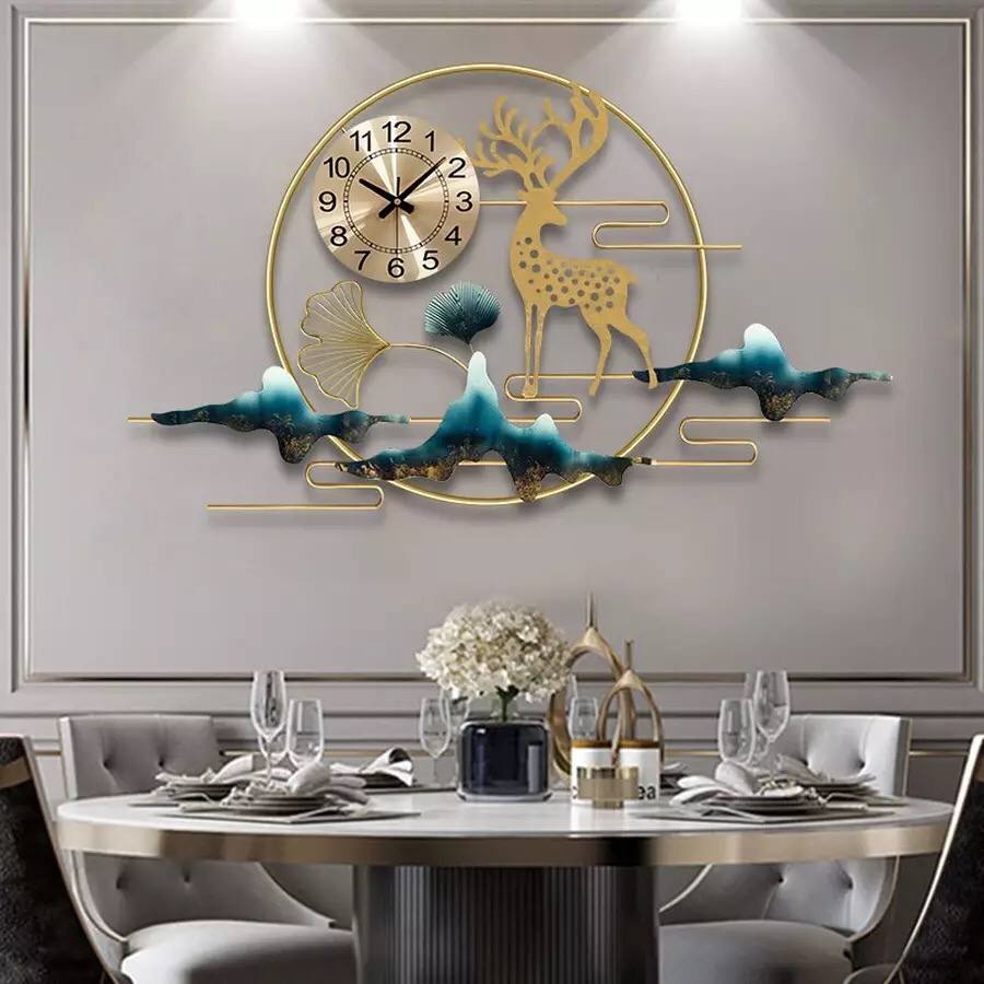 Modern Shining Iron wall clock